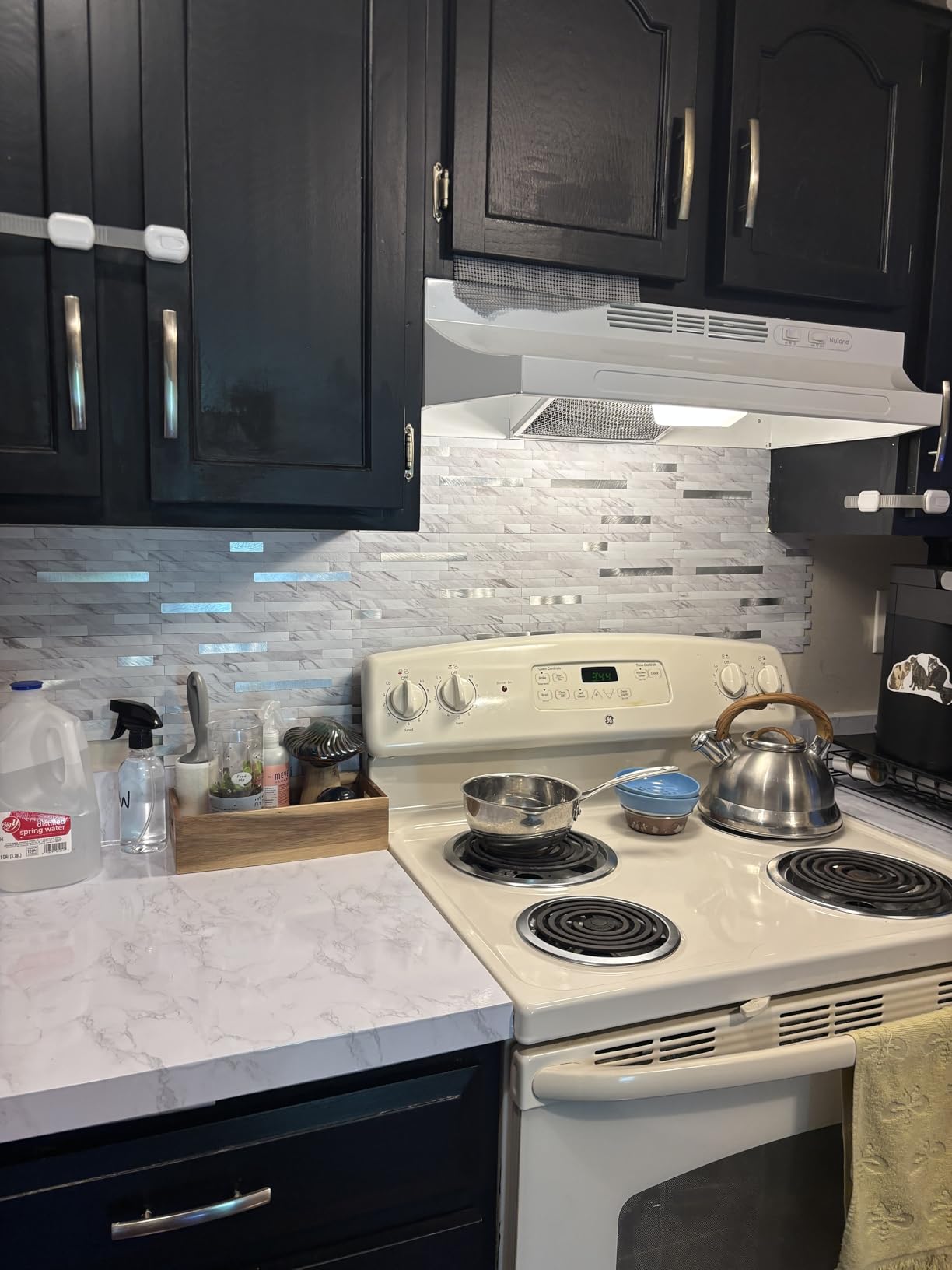 Midcard 20 Sheet Peel and Stick Backsplash, White Marble PVC Wall Tile for Kitchen Backsplash customer photo 1