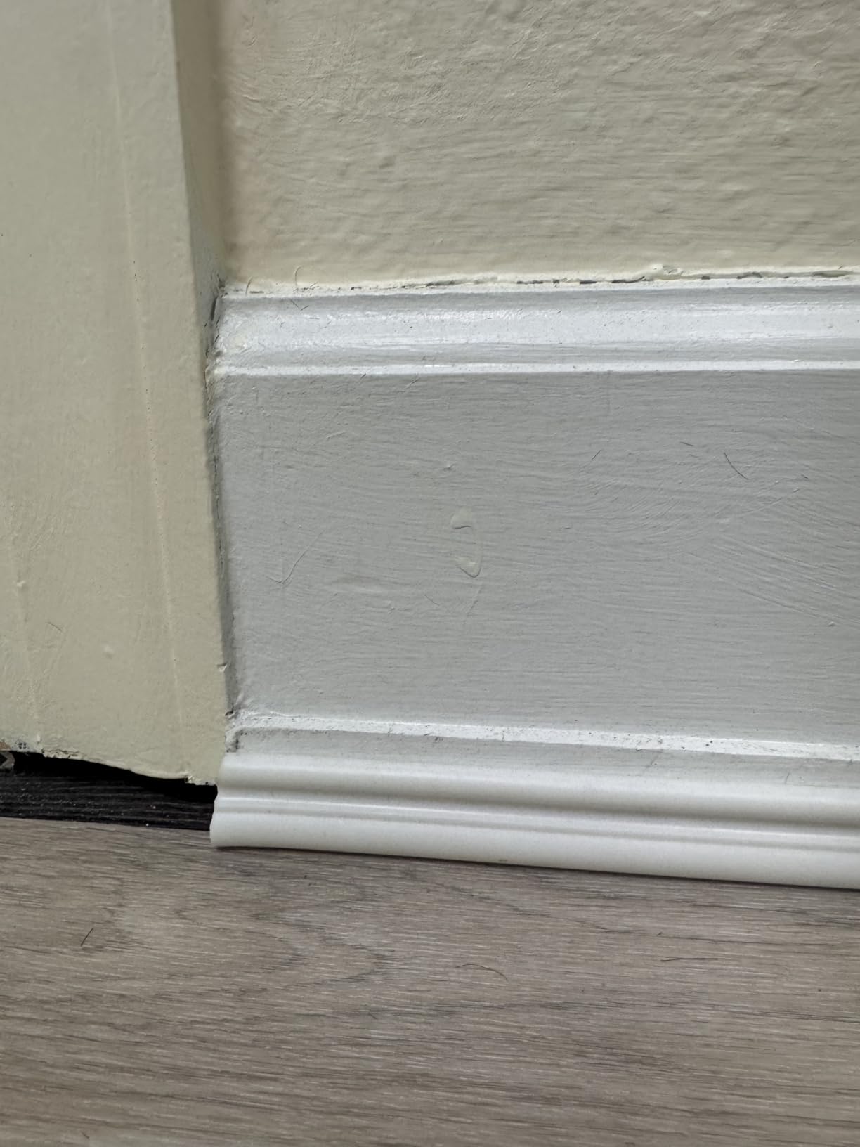 Peel and Stick Wall Molding Trim, Flexible Chair Rail Moulding Strip for Mirror Frame, Wall Protection and Home DIY Decoration (118'' x 2.4'') customer photo 1