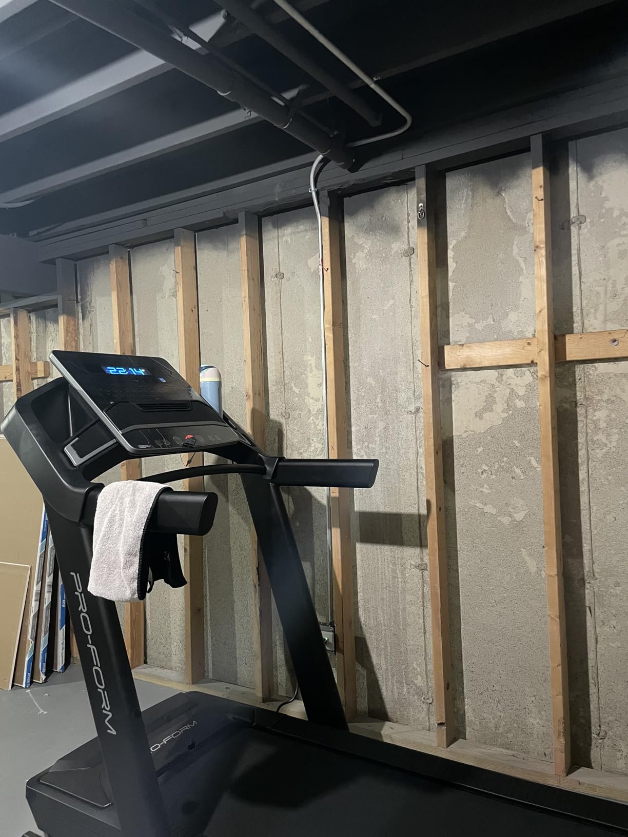 ProForm Carbon Treadmills | Foldable Treadmill for Running and Cardio Workouts with Shock Absorbing Cushioning to Reduce Joint Impact customer photo 1