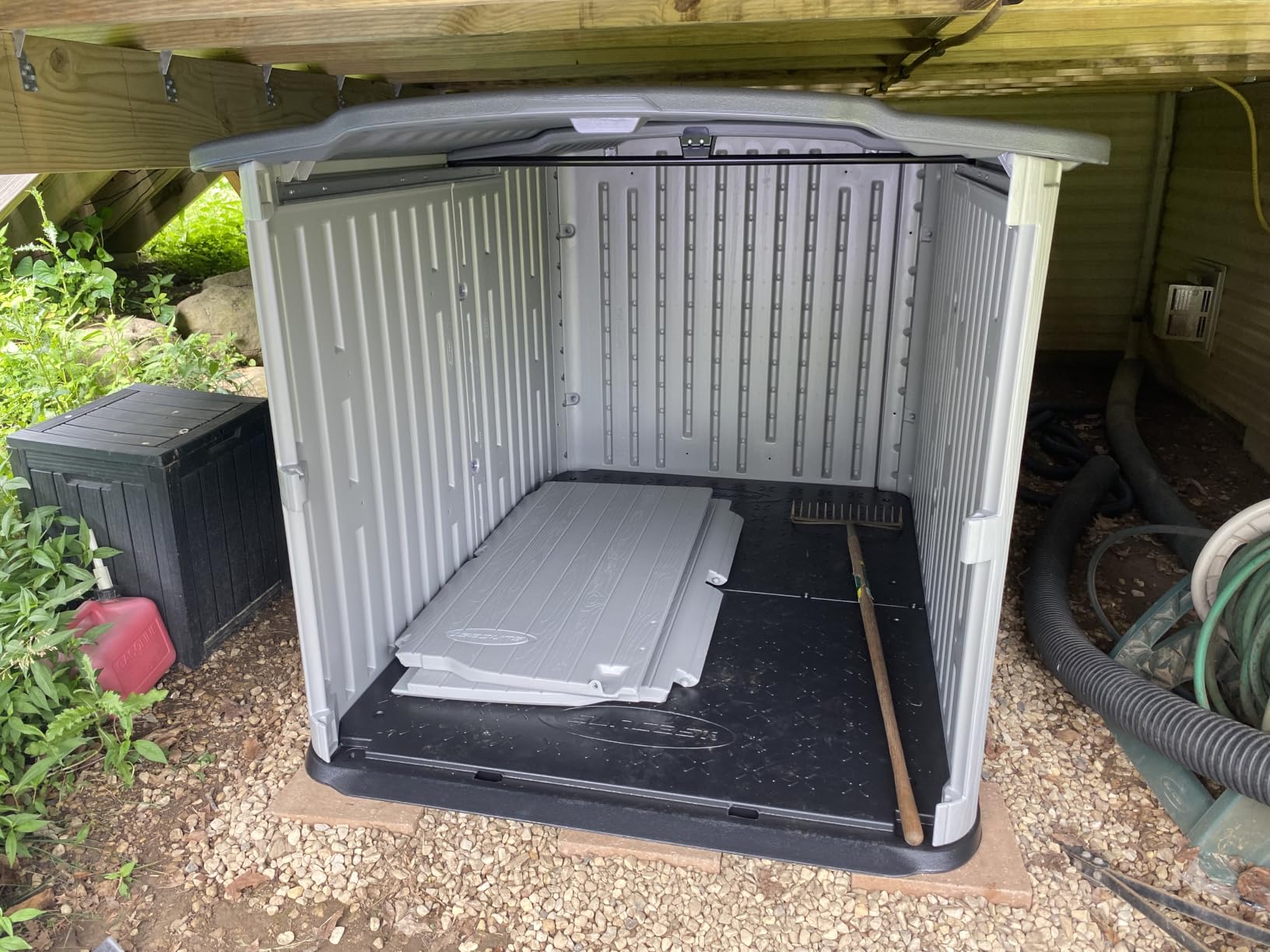 Suncast Horizontal Storage Shed, 98 Cu Ft, Resin, Glidetop, Sliding Lid customer photo 2