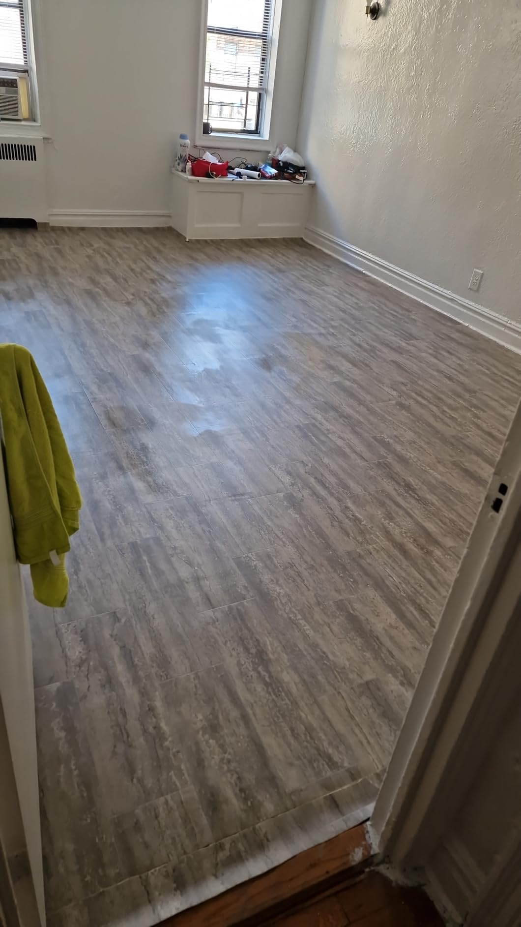 Mohawk Elite Sheet Vinyl Flooring in Broken Grey Marble | 8'6