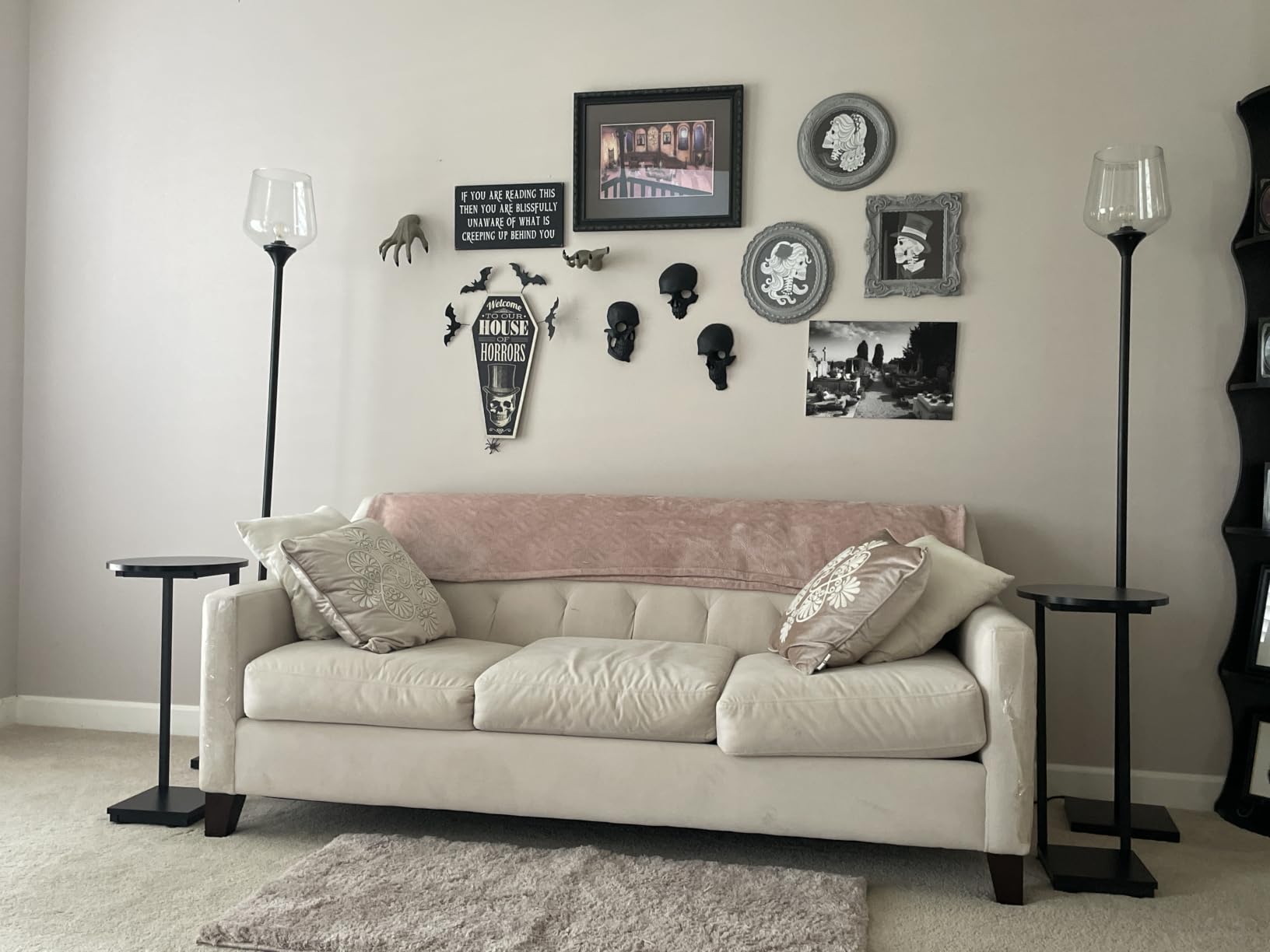 Hosfais Small Side Table End Table, C-Shaped Couch Tables customer photo 1