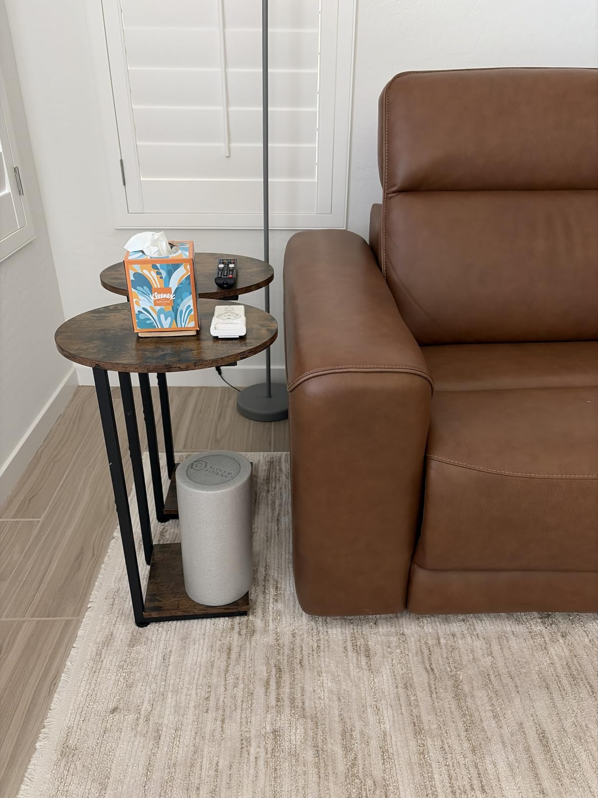 Hosfais Small Side Table End Table, C-Shaped Couch Tables customer photo 2