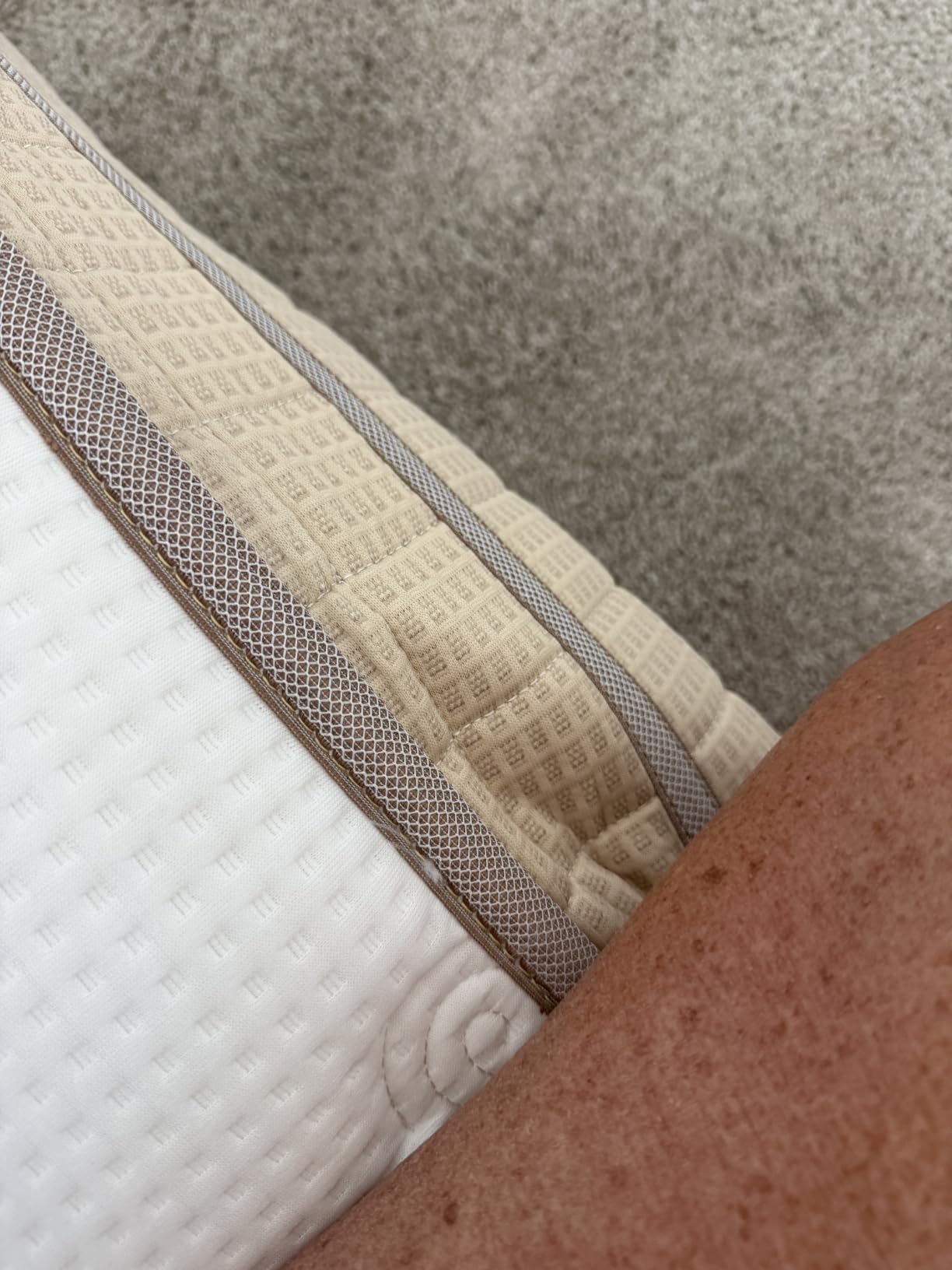 BedStory Extra Firm Queen Mattress 12 Inch, Hotel Collection Hybrid Mattresses in a Box with Cooling Gel & Pocket Springs for Back Pain Relief and Couples, CertiPUR-US Certified, Fiberglass-Free customer photo 1