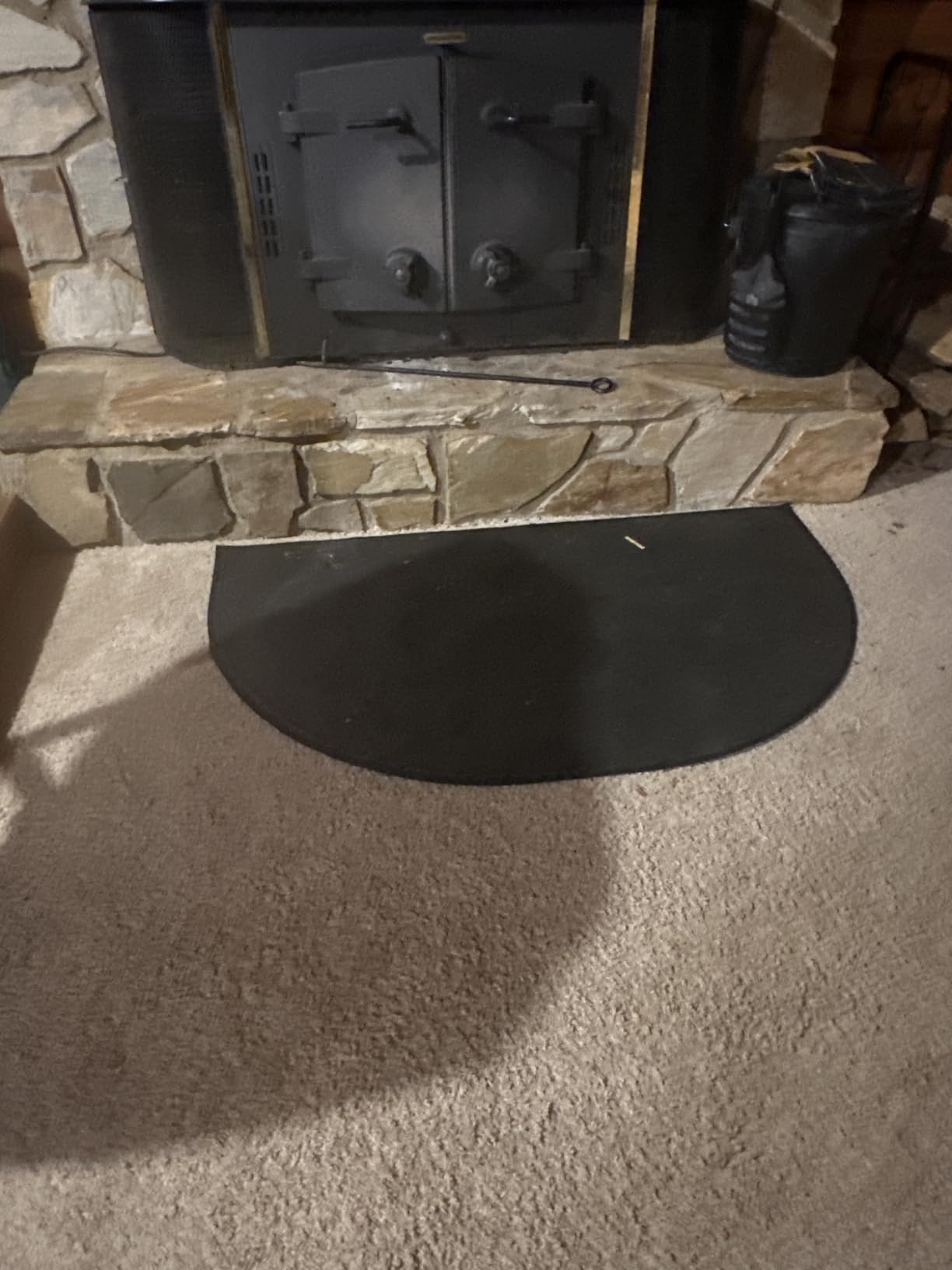 TOHONFOO Fireplace Mat for Home Protection, 3'6'' x 2' x 0.04'', Black customer photo 1