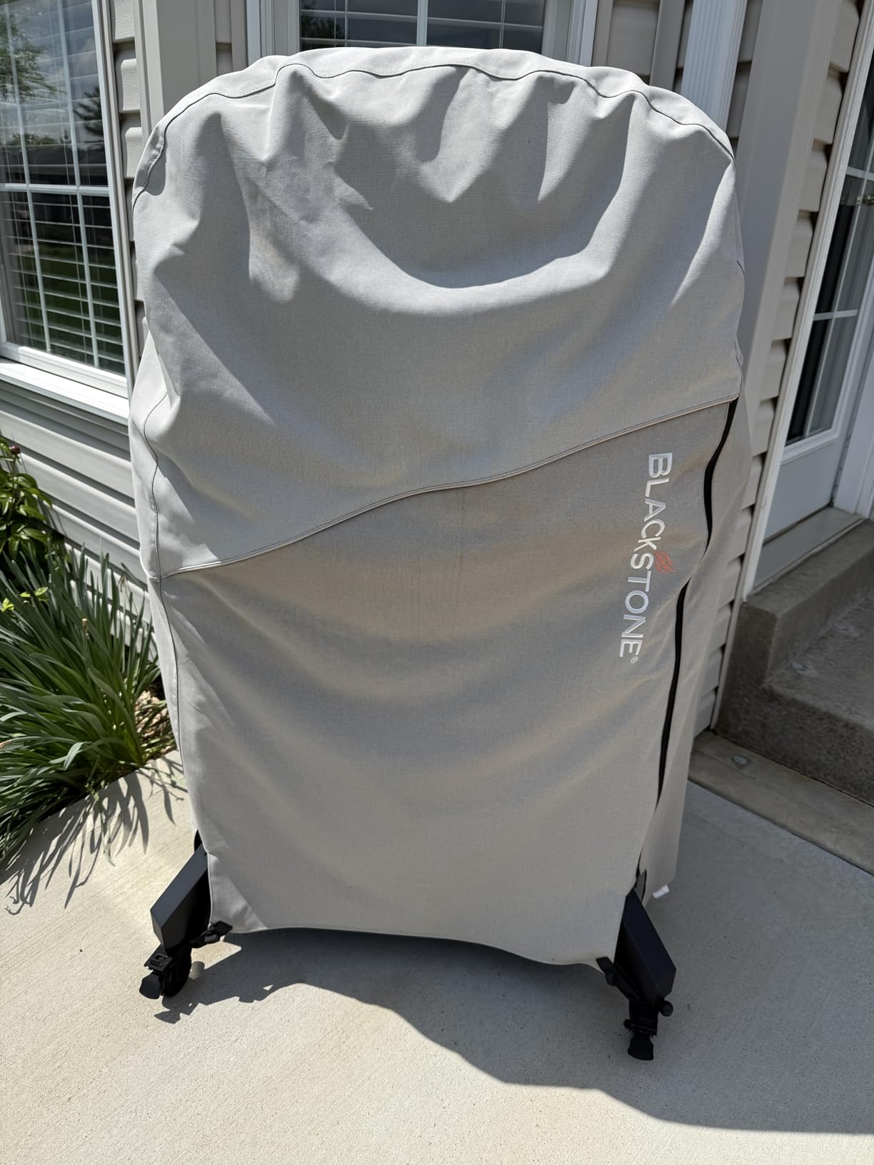 Blackstone Pizza Oven Cover for Model 6825 customer photo 1