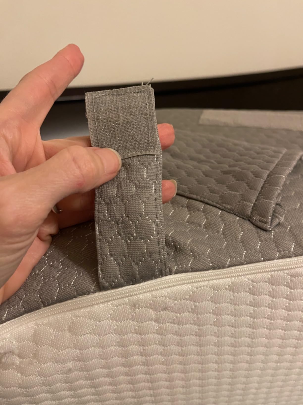 Bedluxe Wedge Pillow Set for After Surgery, Orthopedic Bed Wedge White/Grey customer photo 1