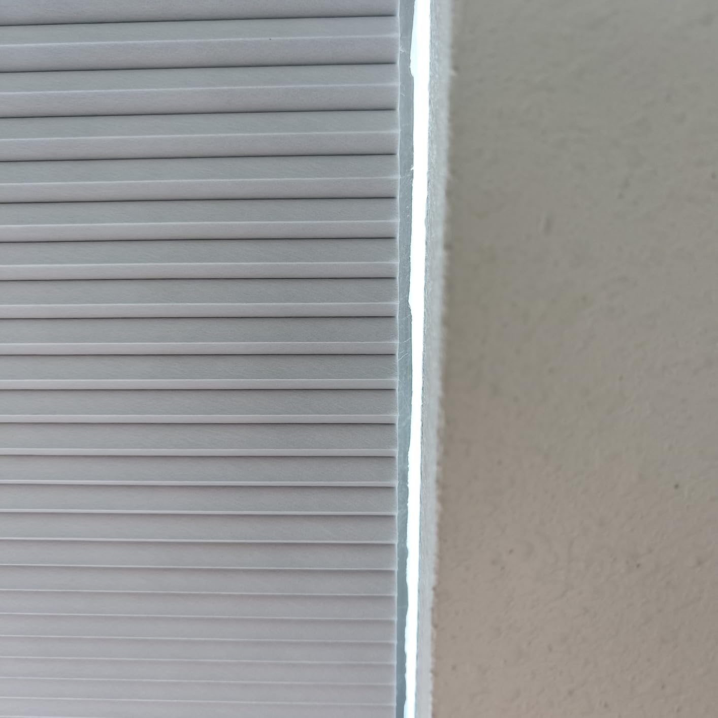 Boolegon No Drill No Tools Cellular Shades TDBU,White,Custom Size customer photo 2