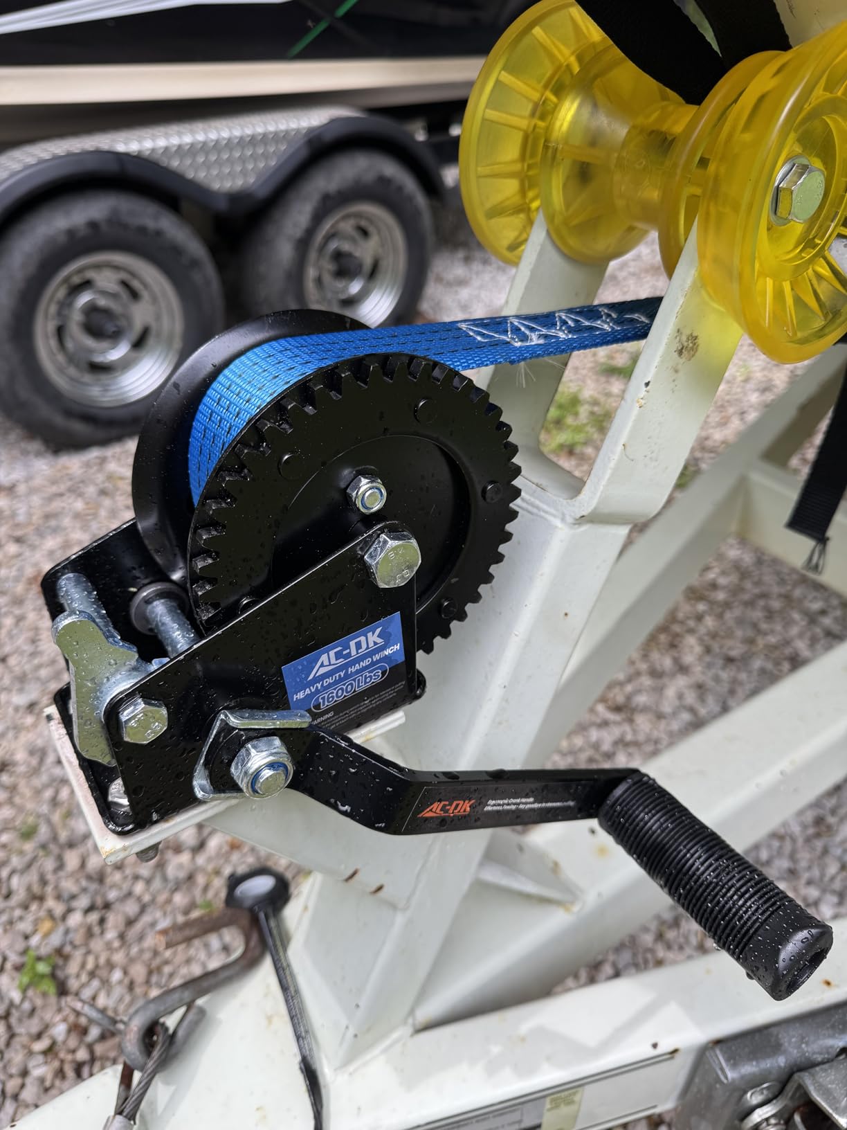 1600lbs Heavy Duty Boat Trailer Winch with 26FT Strap, 2-Way Ratchet & 4:1 Gear Trailer Winch, Portable Hand Crank Winch for Boat, Truck, Trailer, RV, ATV, Jet Ski customer photo 2