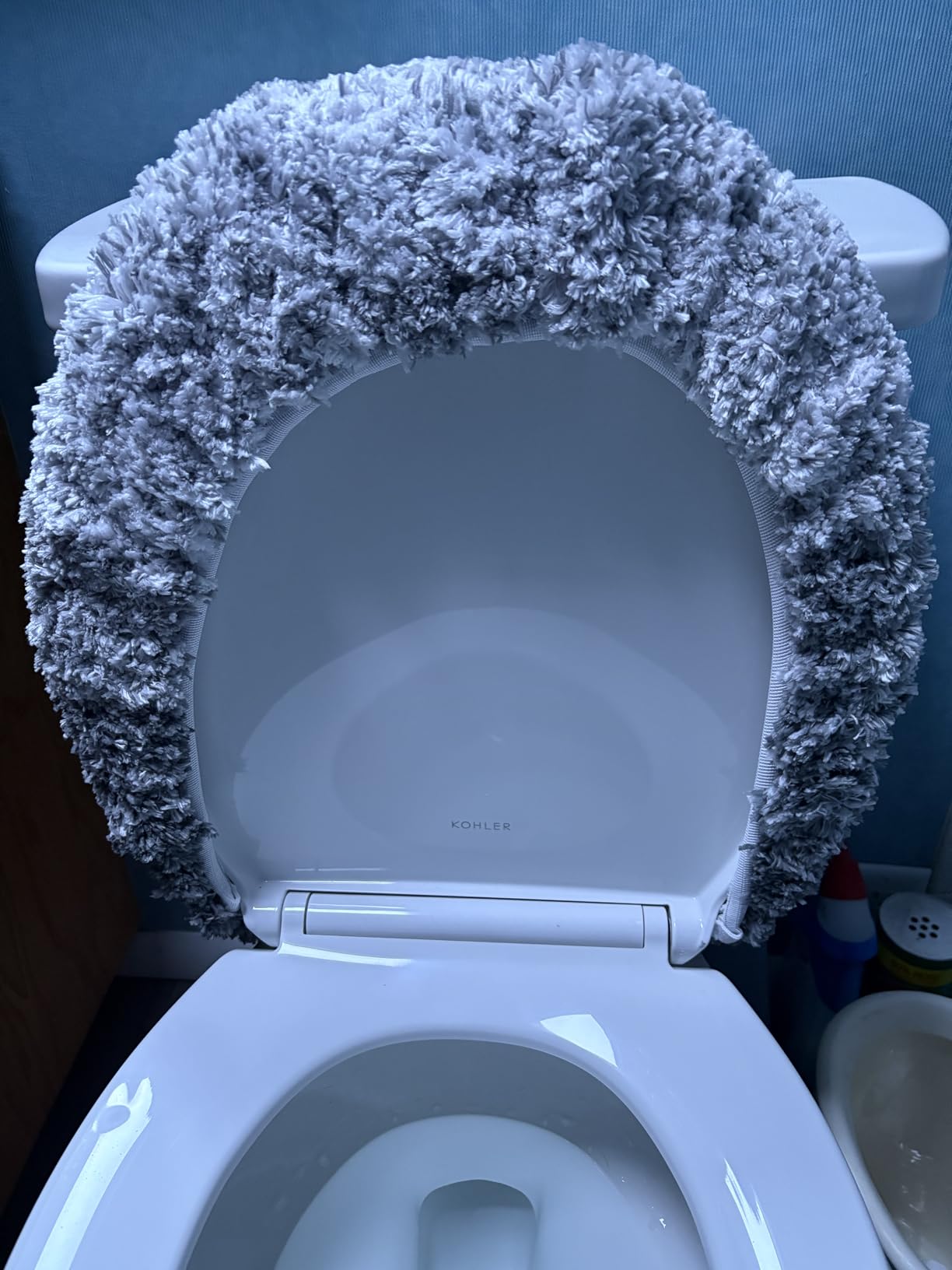 OLANLY Soft Microfiber Bathroom Toilet Lid Cover, 17.5x15, Gray customer photo 1