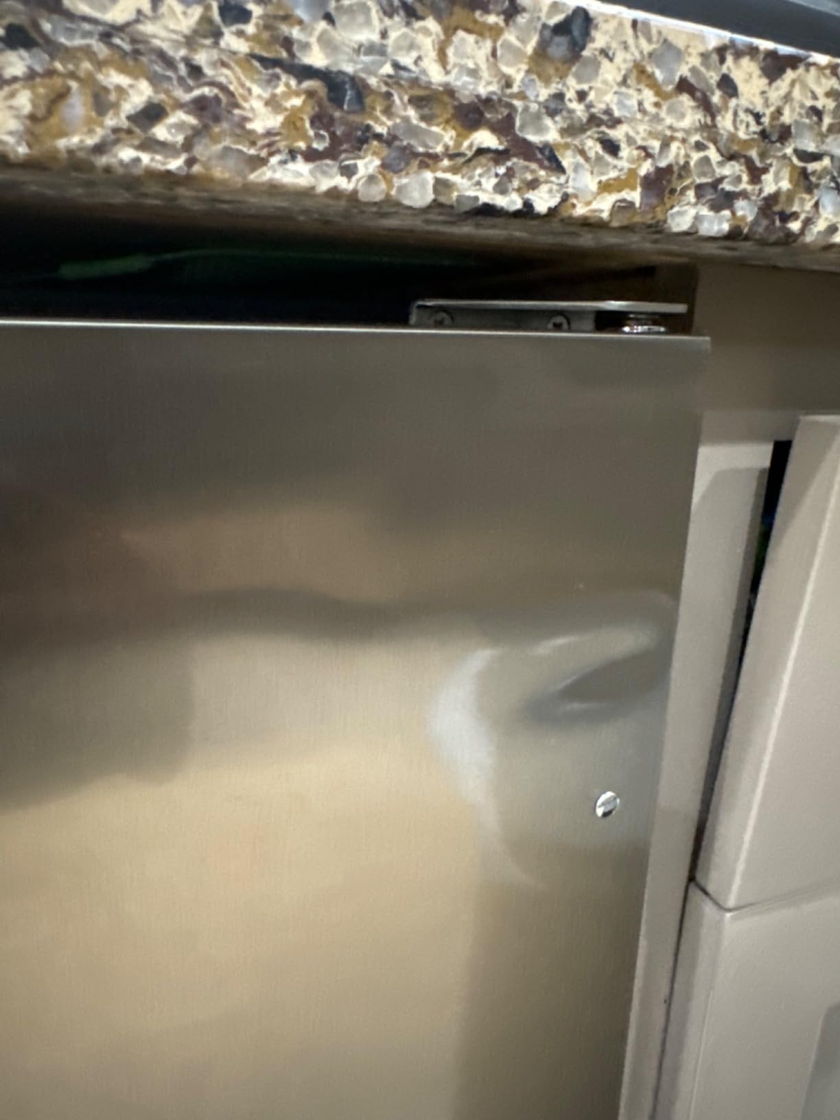 EUHOMY 24 Inch Beverage Refrigerator, 180 Can Outdoor Refrigerator customer photo 2