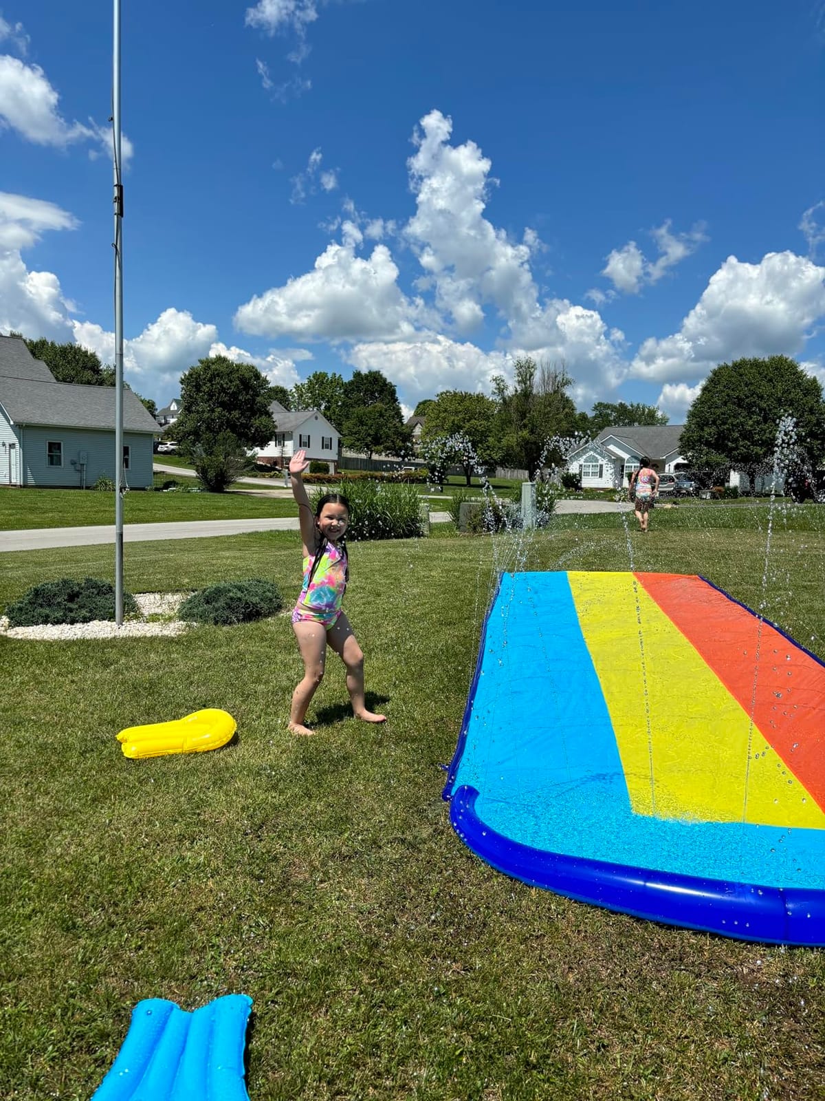 Sloosh Triple Water Slide with 3 BodyBoards, 22.5FT Lawn Water Slip Splash Pad Slide Summer Toy with Build in Advanced Sprinkler for Kids Adults Backyard Summer Water Fun customer photo 1