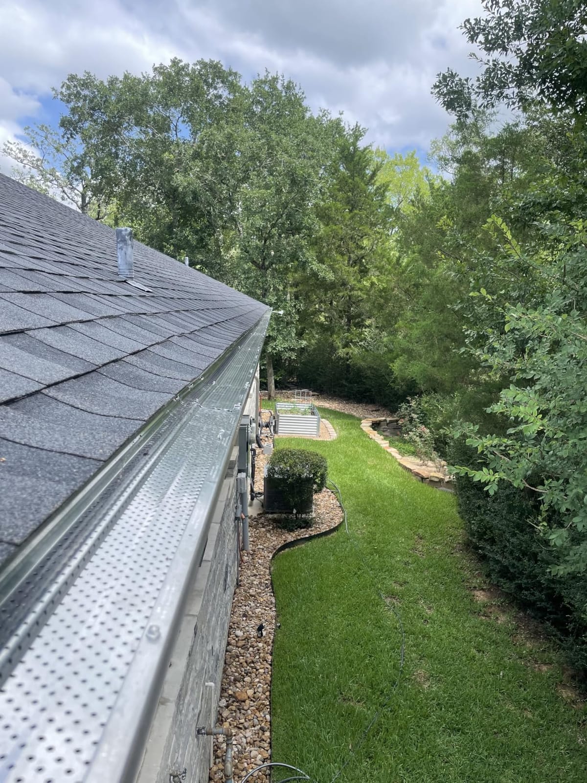 A-M Gutter Guard 5