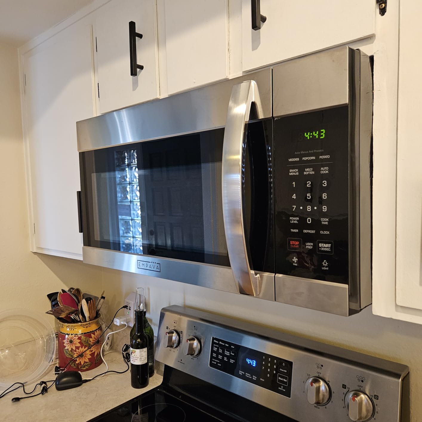 Empava 1.7 Cu.Ft. Over-the-Range Microwave, 1000W, Silver, EMPV-30OTR01 customer photo 1