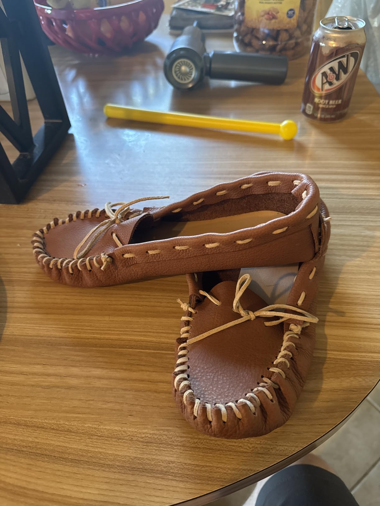 Realeather Adult Moccasin Leathercraft Kit, 8-9, Saddle Tan customer photo 1