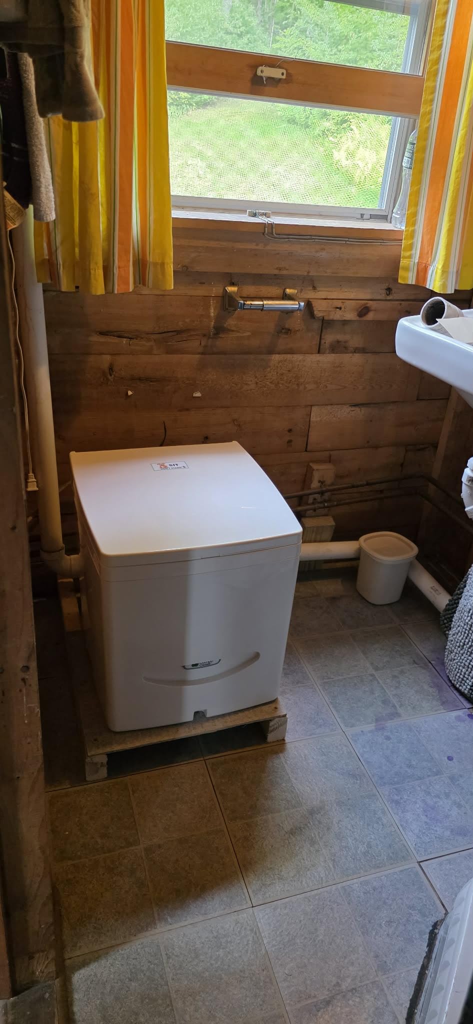Cuddy Lite Portable Compost Toilet – for Camping, RVs, Campervans, Boats & Tiny Houses – LED Full Indicator, Liquid-Diverting, Separating, Solids Cover, Easy Clean – Portable & Compact customer photo 1