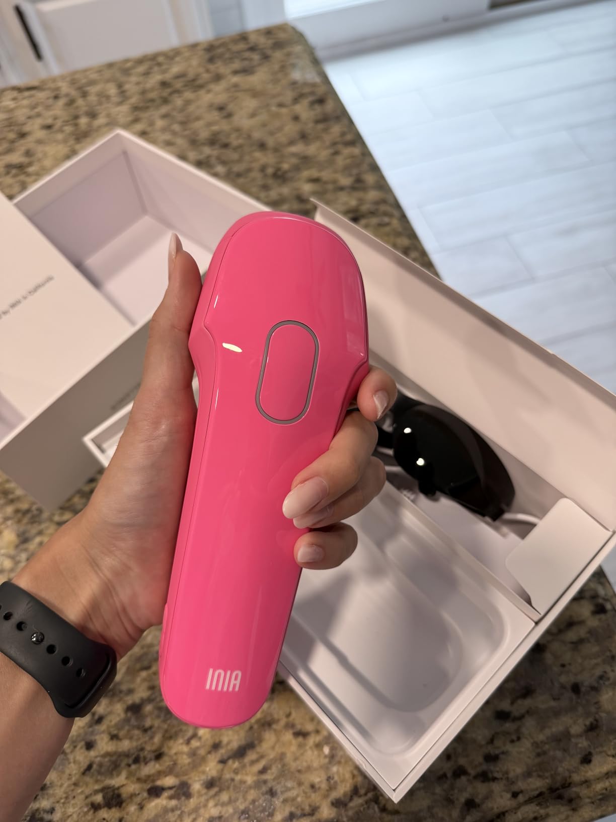 INIA HAUTE Pro Laser Hair Removal with Ice-Cooling Care for Women and Men customer photo 1
