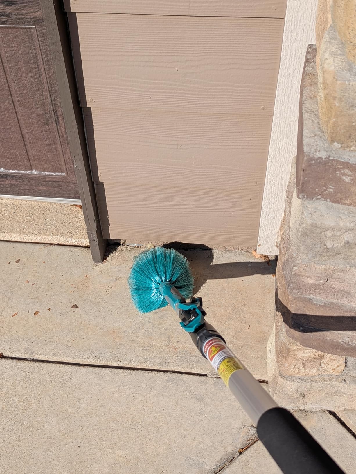 TelesPro 20 Feet High Reach Cobweb Duster with 5-12Ft Extension Pole, Webster Cobweb Duster with 3-Stage Telescopic Aluminum Pole, Spider Web Brush for Outdoor & Indoor Cleaning - Soft Bristles. customer photo 1