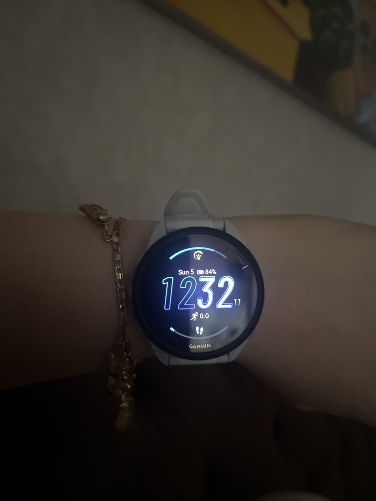 Garmin Forerunner® 165, Running Smartwatch, 43mm, Whitestone customer photo 1