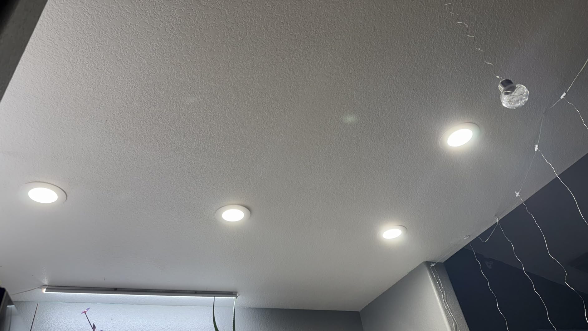 LVWIT 4 Inch Recessed Lights, 5CCT LED Can Lights, Dimmable, 6 Pack,White customer photo 2