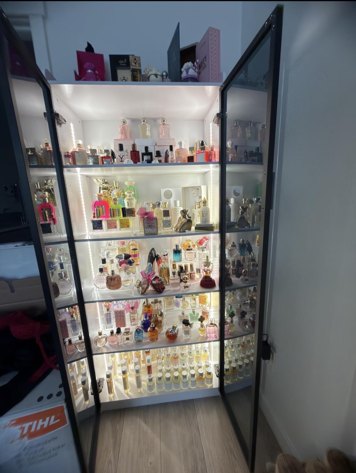Dystler 5-Tier Display Cabinet with Glass Doors and Adjustable Shelves customer photo 1