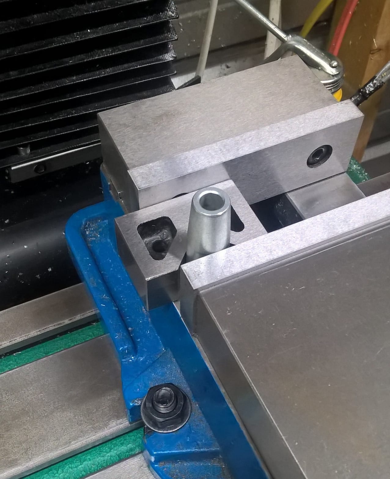 HFS(R) Cast Iron V-Block Set, 2-Piece Matched Machinist V Blocks, 6 X 3-1/8 X 2-1/2 Inch, Precision Ground for Machining, Inspection & Setup customer photo 1