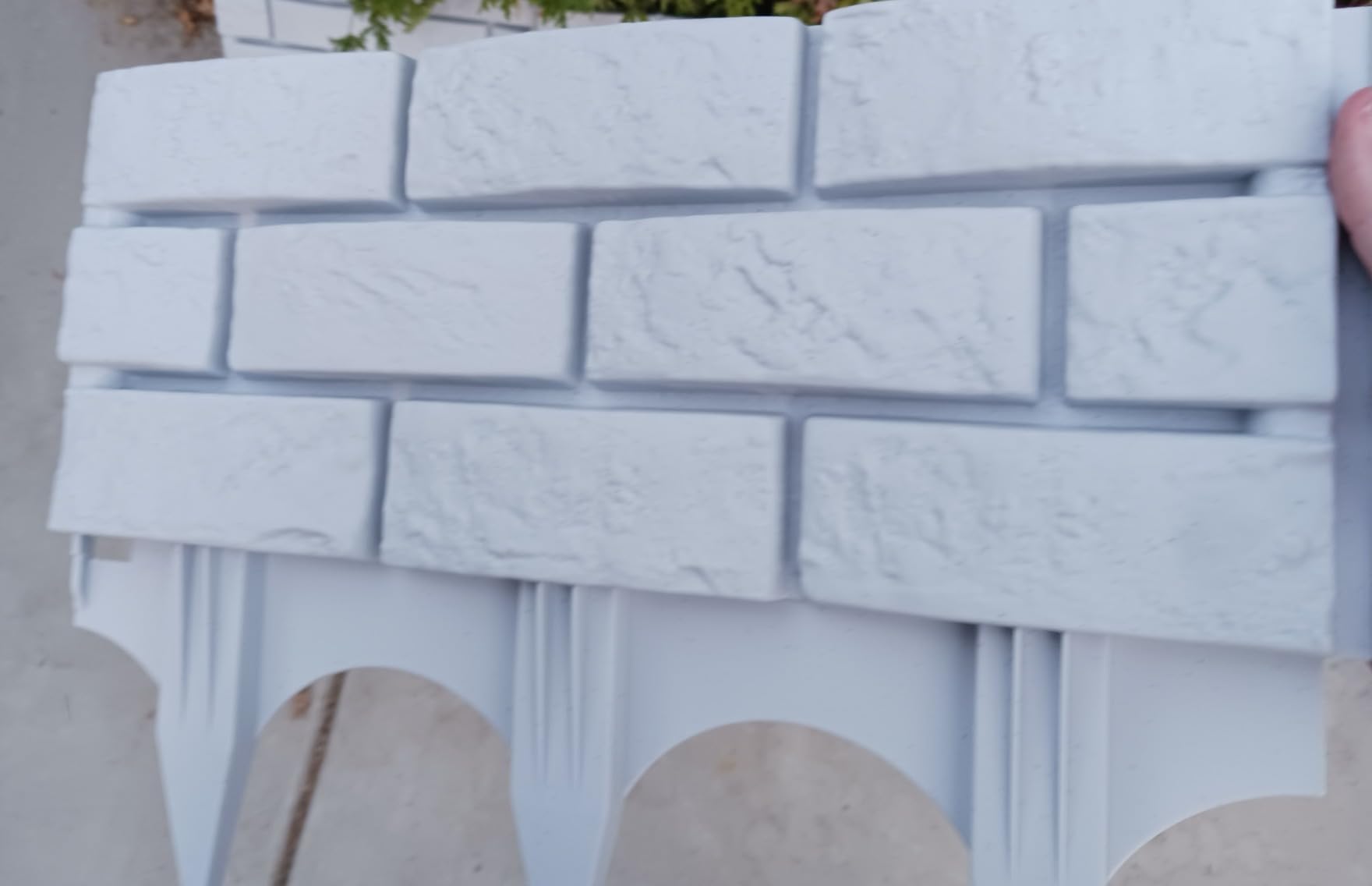 Landical 4 Pcs Gray Faux Stone Garden Fence, Landscape Edging Border customer photo 1