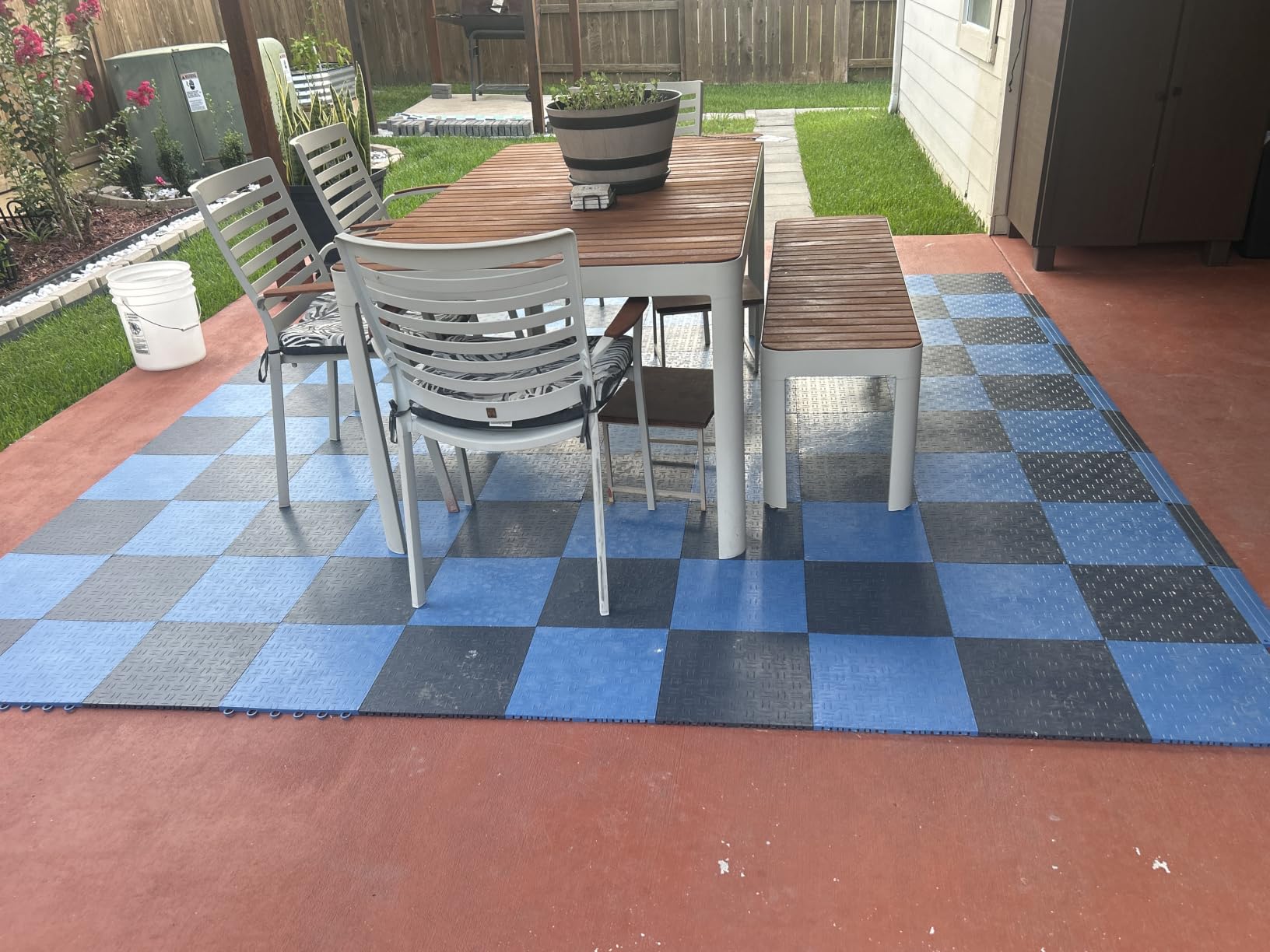 VEVOR Garage Floor Tiles 12 x 12 x 0.53 inch, Interlocking Design Ease of Installation Double-Sided Texture Non-Slip Sturdiness, for Garages, Basements, Repair Shops, Black, 50 Pack | Easy Installation Double-Sided Texture Non-Slip Sturdiness, Premium PP for Garage, Basement, Repair Shop, Black customer photo 1