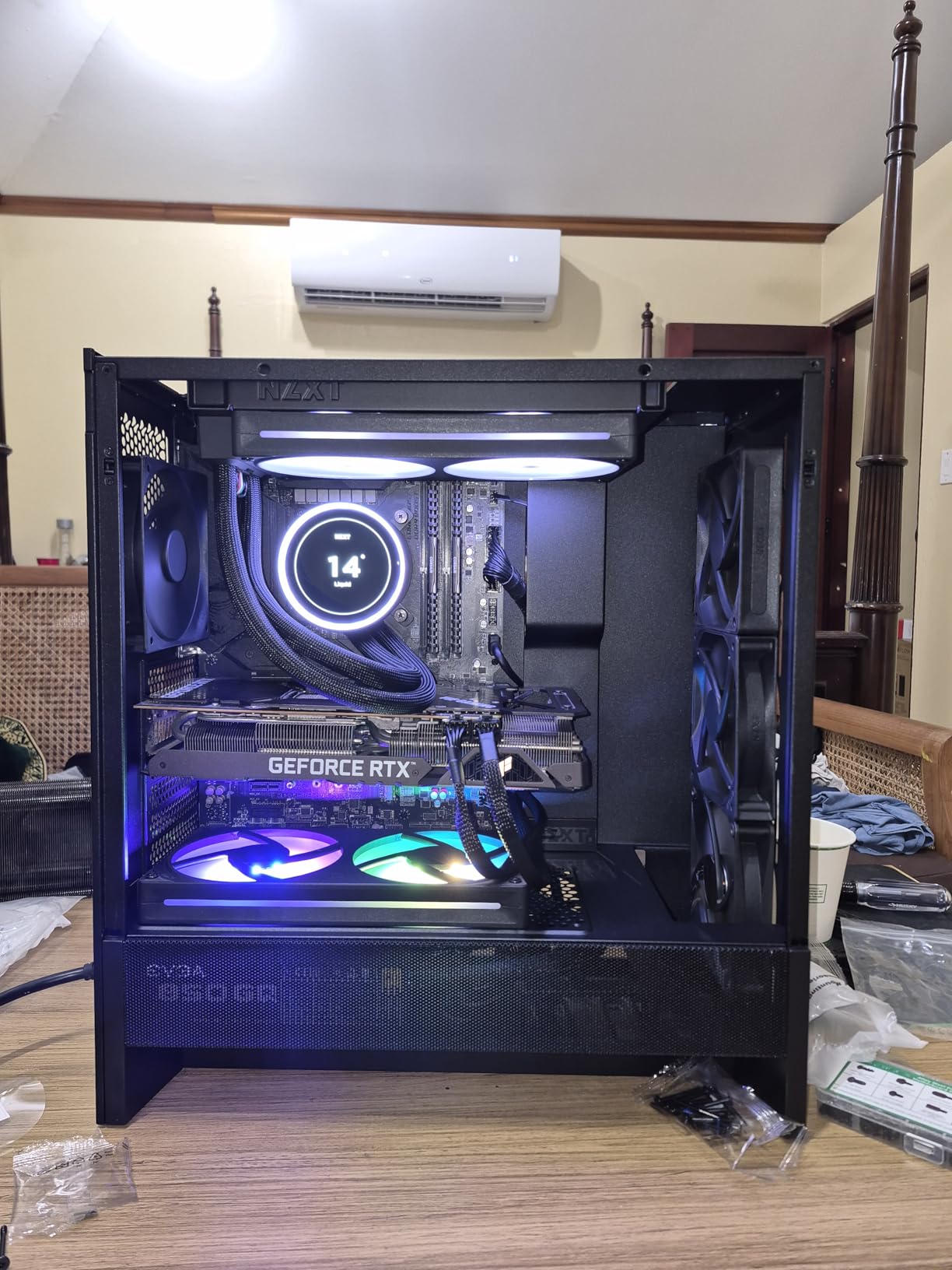 NZXT H5 Flow - Compact ATX Mid-Tower PC Case - Black customer photo 2