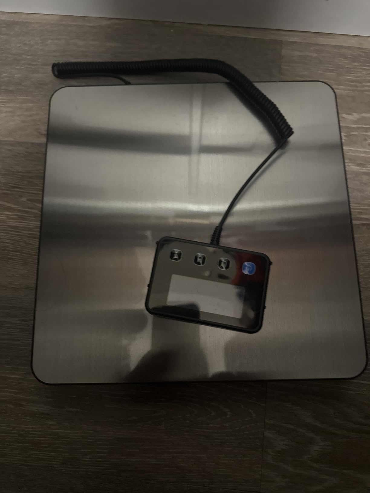 KUAIVO Shipping Scale, 440lb/0.35oz High Accurate Digital Postal Scale with Hold/Tare Function, Shipping Scale for Small Business, Packages, Luggage, Home Use, Battery & Charging Cable Include customer photo 2