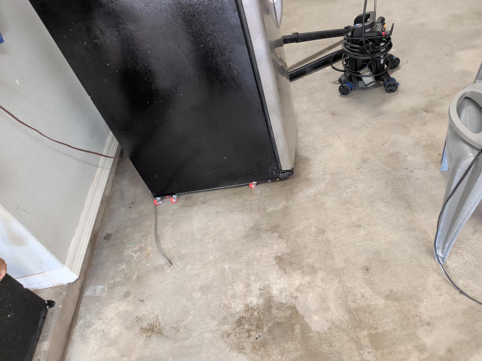1,500 lb Capacity Furniture Dolly Set, 5.3-Inch Platforms, Red customer photo 1