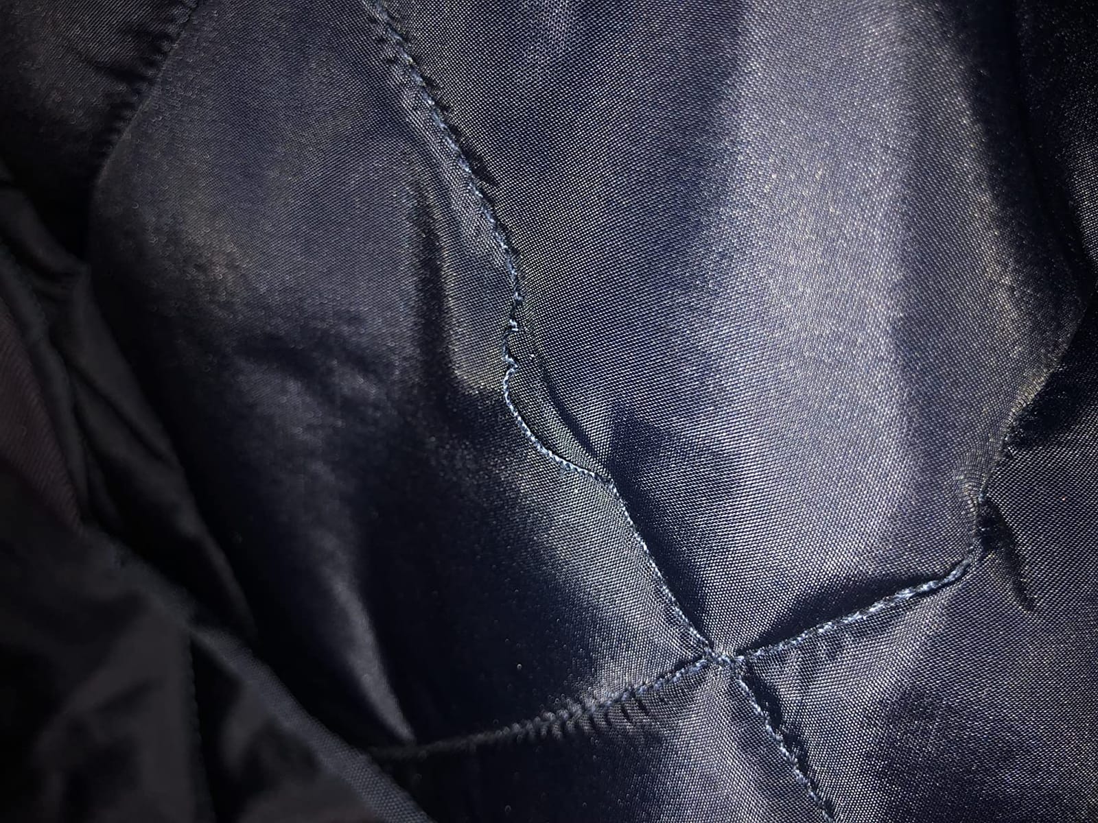 Dickies Men's Water Resistant Diamond Quilted Nylon Jacket customer photo 2