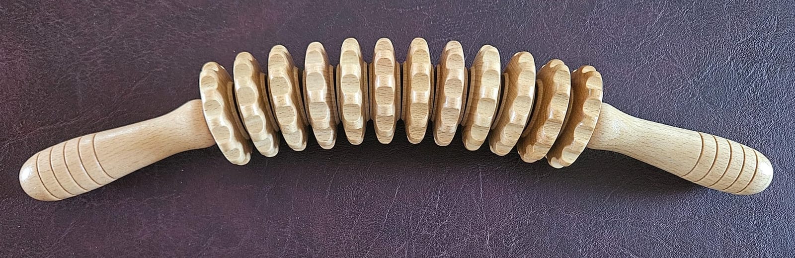 Xokocli Cellulite Massage Tool Wood Therapy Massage Tools Fascia Blaster Cellulite Roller Lymphatic Drainage Massager Deep Tissue Massage Stick for Legs Thighs Muscle Relief Recovery(White 12-Wheel) customer photo 2