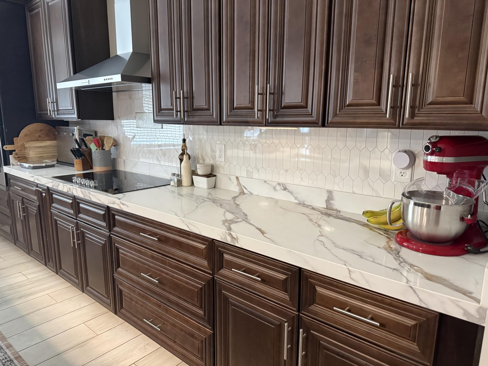 Vamos Tile Glossy White Marble Backsplash Tile Peel and Stick, 12.8 x 12.8 Inch 10 Sheets Long Hexagon PVC Self Adhesive Mosaic Wall Tiles Stick on Backsplash for Kitchen and Bathroom customer photo 1