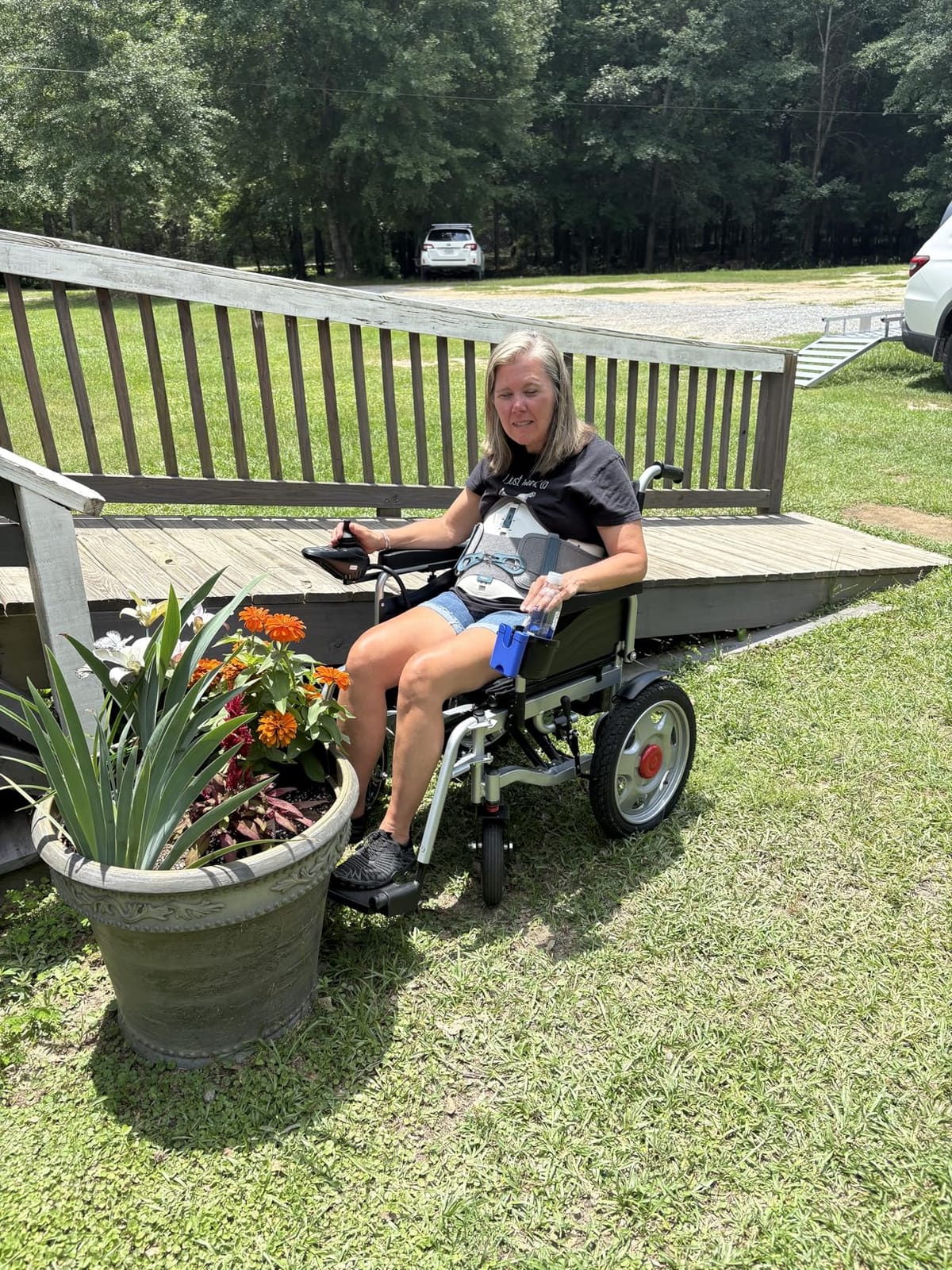 400LB Capacity Heavy-Duty Electric Wheelchair for Adults,Seniors customer photo 2