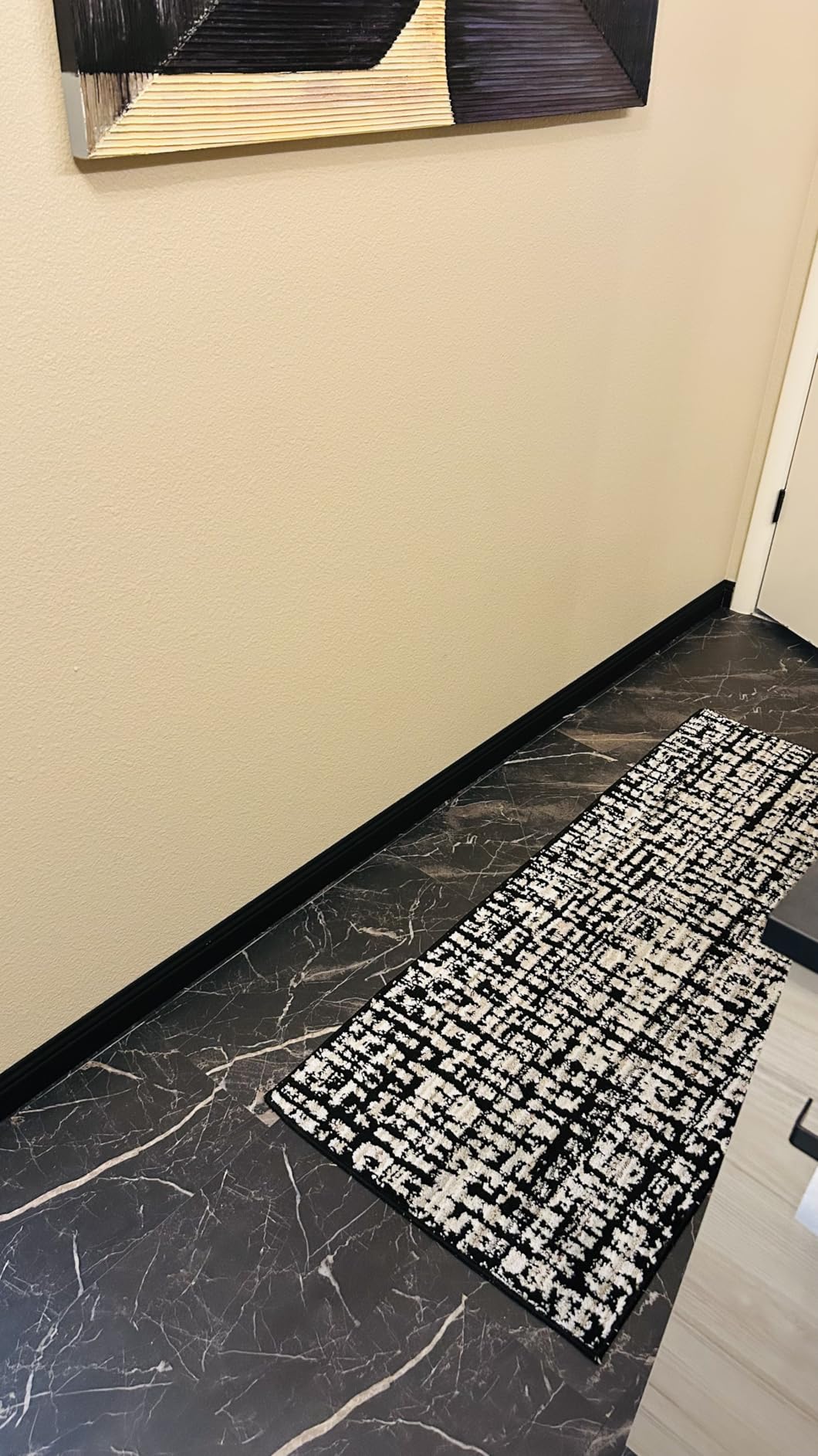 Art3d High Impact Baseboard Wall Molding Trims, Skirting Board, White customer photo 2