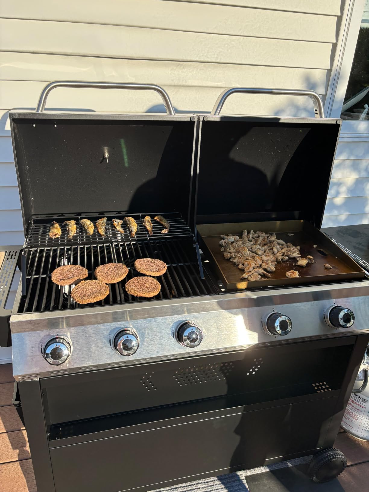 Sophia & William Propane Gas Grill and Griddle Combo, Dual Outdoor BBQ customer photo 2
