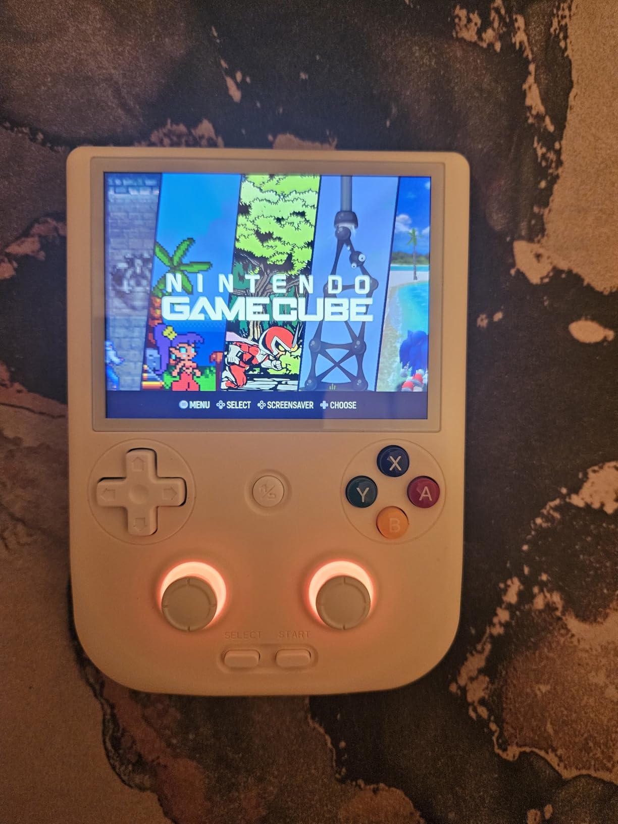 RG406V Handheld Game Console RG 406V 4-inch IPS Multi-touch Screen Retro Game Console No Card Android 13 Retro Emulator RG406V 5500mAh Battery 1080p DP WIFI Bluetooth Beige White customer photo 1