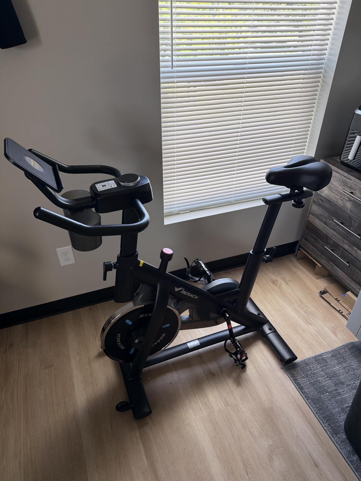 MERACH Exercise Bike, Magnetic Friction Stationary Bike for Home with APP | Low Noise Indoor Cycling Spin Bike with 300lbs Weight Capacity, Adjustable Seat & Handlebars, Fitness Courses for Weight Loss customer photo 2
