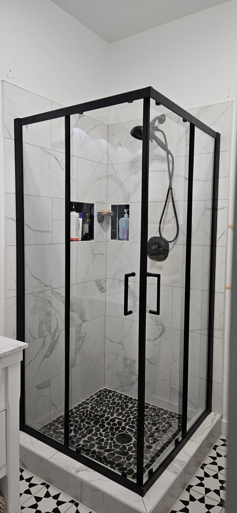 Corner Shower Door,36 in.D x 36 in. W x 72 in. H Double Sliding Corner Shower Door with 1/4 in. Tempered Glass, Sliding Shower Enclosure,Matte Black customer photo 2