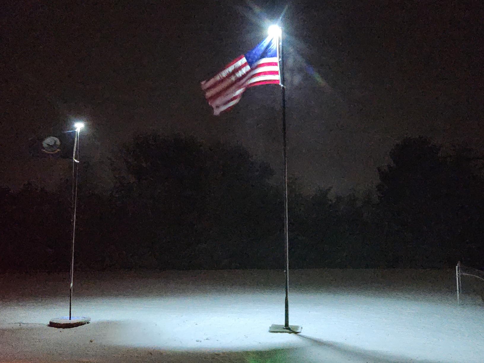 Solar Street Light Outdoor Waterproof Pole Led Solar Lights for Yard | High Lumen Outdoor Solar Flood Light for Parking Lot, Security Street Lights Solar Powered for Parking Lot Garden & Walkway customer photo 1