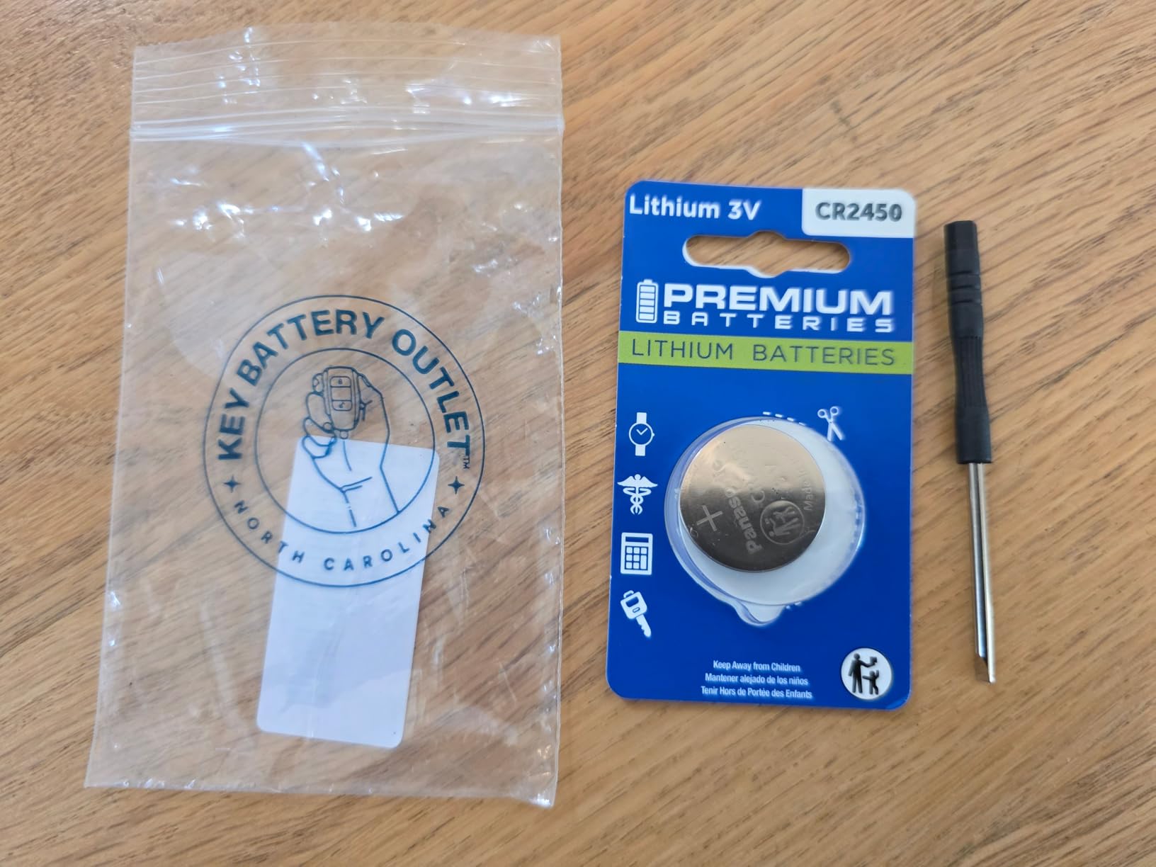 CR2032 Key Fob Battery Replacement (2 Pack) customer photo 2