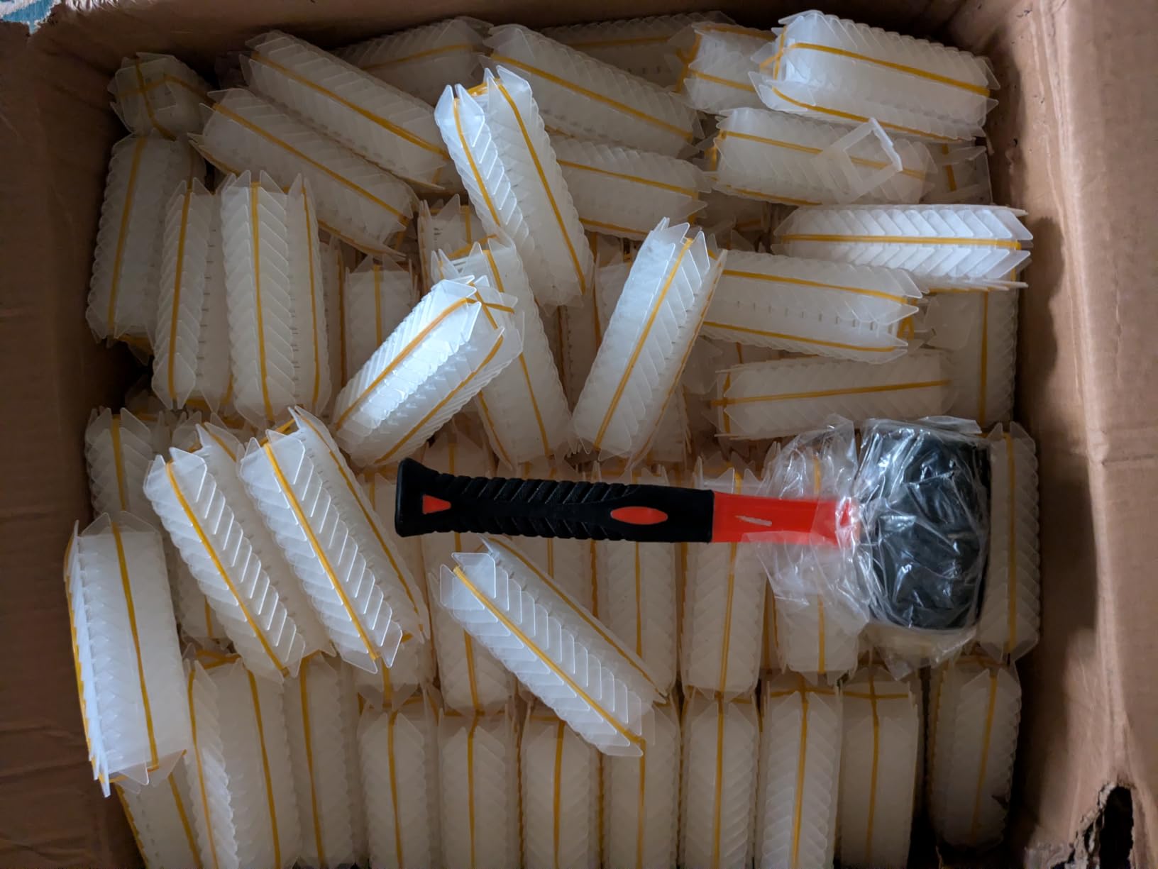 Tile Leveling System 1/16