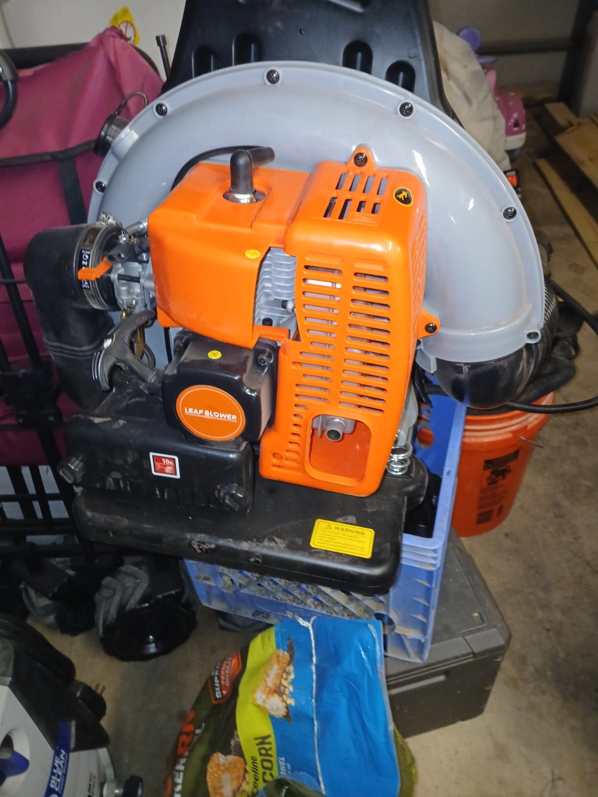 Backpack Leaf Blower 52CC Gas Powered, 205 MPH 550 CFM Air Volume 2-Stroke Engine with Adjustable Tube for Lawn Care Leaf & Snow Removal Road Cleaning customer photo 2