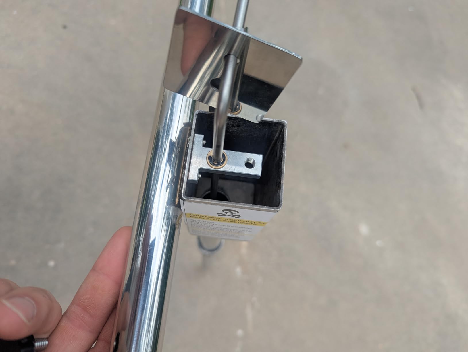Gopher & Mole Bait Applicator, Stainless Steel Gopher/Mole/Vole Killer, Durable and Removable Gardening Pest Control Tool for Yard, Upgraded Non-Clogging Bait Outlet (Not Include Bait) customer photo 1
