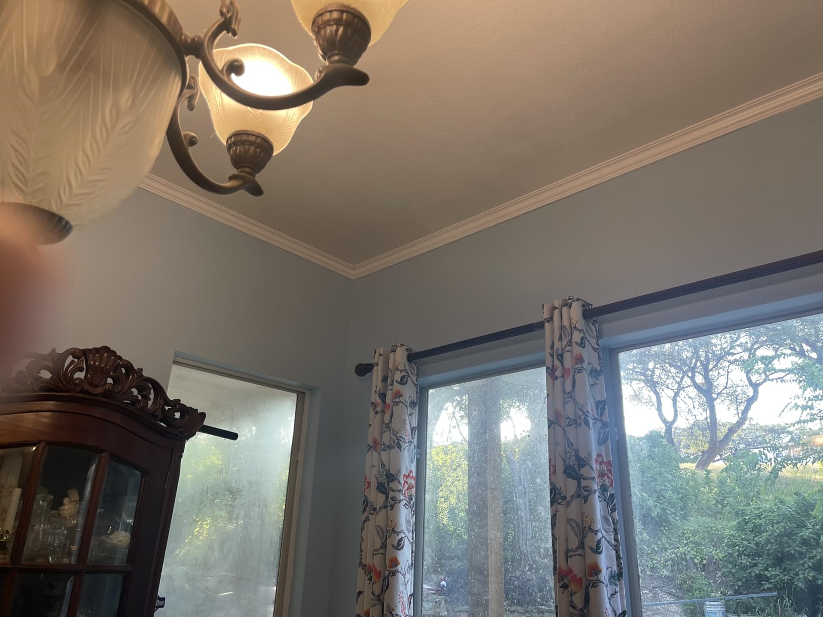 Ceiling Crown Molding Trim, 47 Ft High Impact Polystyrene Ceiling Moulding customer photo 1