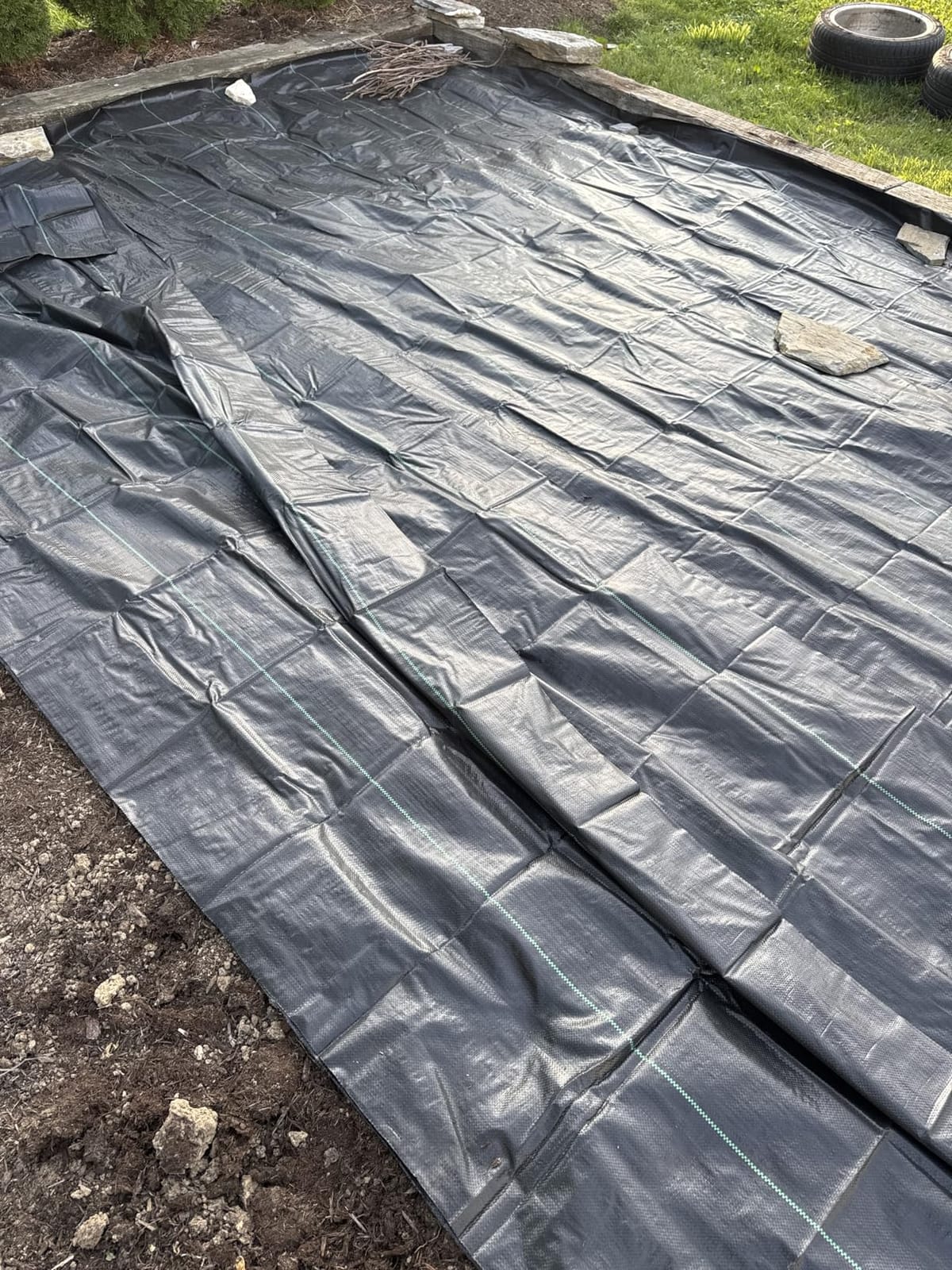 FEED GARDEN 4FT x 100FT Landscape Fabric Weed Barrier Fabric, Heavy Duty 3.2oz Ground Cover Geotextile Fabric for Gardening, with 30 U-Shaped Stakes (2 Pack 4x50FT) customer photo 2