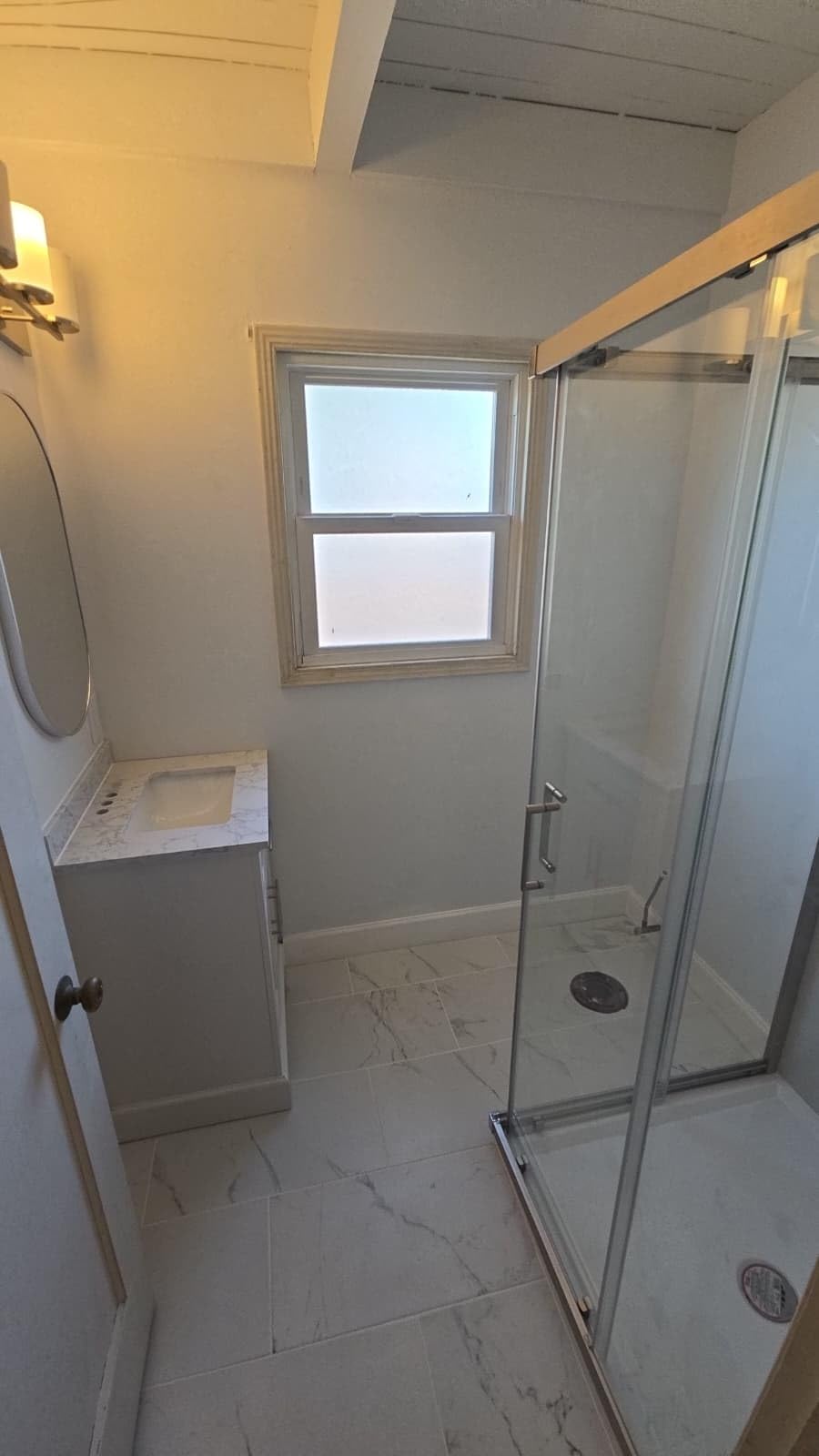 Corner Shower Door 36