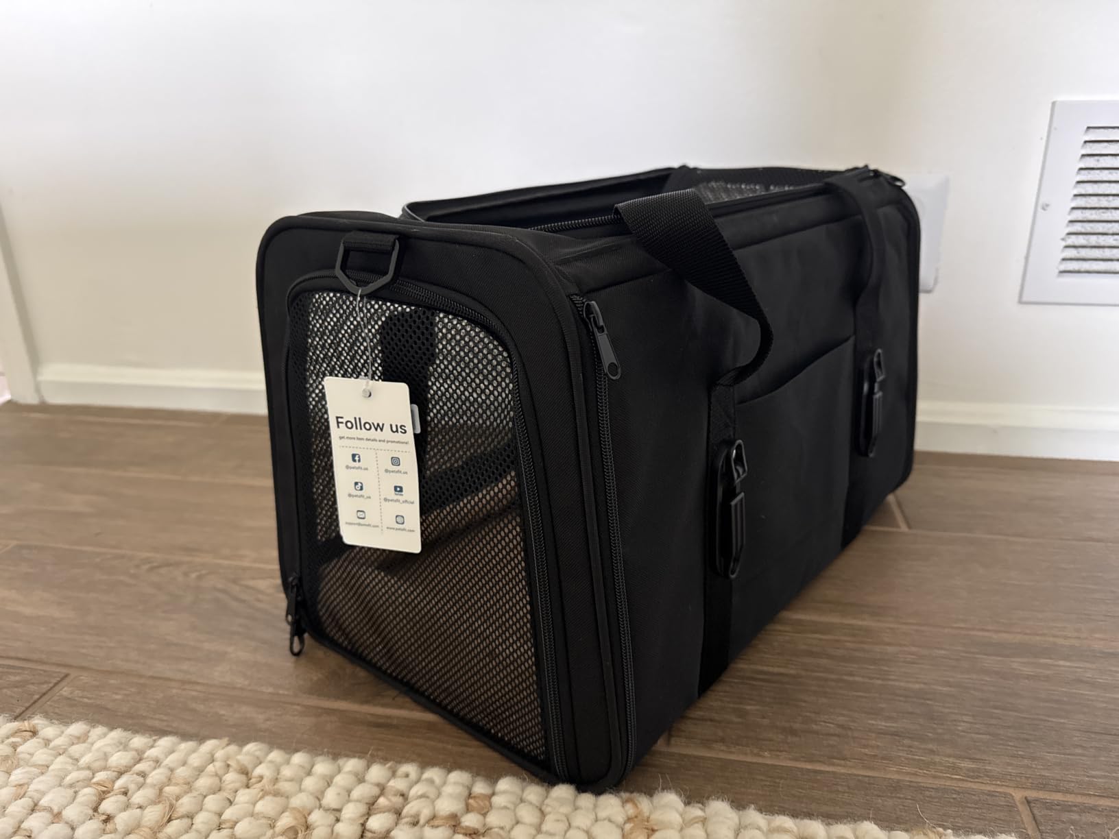 PETSFIT Large Cat Carrier with Patented Safety Buckles,Big Cats Up to 20 lb customer photo 1