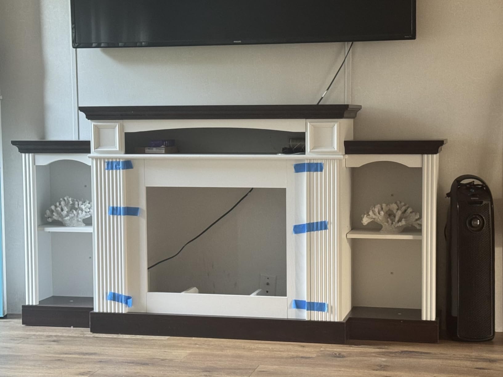 OKYCI Corner Electric Fireplace with Mantel, TV Stand with Storage & Bookshelves, Entertainment Center with Fireplace for Living Room, Modern Wave Design, White customer photo 1